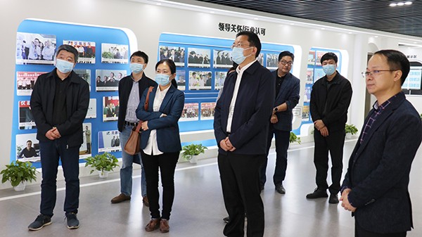 浙江省农业科学院党委委员、副院长杨华一行赴lewin乐玩官网调查调研